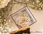RINGTRÄGERBOXEN & KISSEN Klarer Gold-Acrylringbox Ringbox für die Hochzeitszeremonie 3 Ringe, Spiegel-Acryl Goldene Hochzeitsringbox für die Zeremonie, Boho Glam Hochzeitsringboxen, Luxuriöse Acryl Goldringbox doppelt, individuelle Farben.15