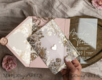 HOCHZEITS EINLADUNGEN Gold / Roségold / Silber / Glitzer Maßgeschneiderte Acryl-Rosa-Gold-Hochzeitseinladung, Glamouröse goldene Nude-Hochzeitseinladungen mit Umschlägen, Moderne goldene Plexi-Hochzeitseinladung Suite mit RSVP, Boho Glam Hochzeitseinladungen mit Wachssiegel.19