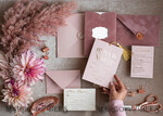 HOCHZEITS EINLADUNGEN Gold / Roségold / Silber / Glitzer Glamour-Pink Velvet-Hochzeitskarten, luxuriöse goldene Quaste Hochzeitsinvitation Suite, romantische Blush-Pink arabische Hochzeitskarten, elegante goldene Glanz-Hochzeitseinladungen.16