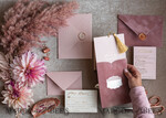 HOCHZEITS EINLADUNGEN Gold / Roségold / Silber / Glitzer Glamour-Pink Velvet-Hochzeitskarten, luxuriöse goldene Quaste Hochzeitsinvitation Suite, romantische Blush-Pink arabische Hochzeitskarten, elegante goldene Glanz-Hochzeitseinladungen.16
