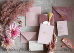 HOCHZEITS EINLADUNGEN Gold / Roségold / Silber / Glitzer Glamour-Pink Velvet-Hochzeitskarten, luxuriöse goldene Quaste Hochzeitsinvitation Suite, romantische Blush-Pink arabische Hochzeitskarten, elegante goldene Glanz-Hochzeitseinladungen.16