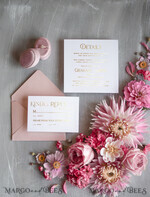 HOCHZEITS EINLADUNGEN Gold / Roségold / Silber / Glitzer Luxus-Hochzeitseinladungen, luxuriöse Hochzeit, zartrosa, zartrosa Hochzeit, zartrosa und goldene Hochzeit, Samt, Samthochzeitseinladungen, Taschenhochzeitseinladung, rosa Schleife, rosa Bogen, weiße Blumen, Samthochzeitskarten, elegante Hochzeitseinladungen, goldene Hochzeit, goldene Folien-Druckausgabe, rosa Taschenhochzeitseinladungen, rosa Hochzeitseinladungen, rosa Hochzeitsstationery, rosa Hochzeitsaccessoires, rosa und weiße Hochzeitseinladungen.8