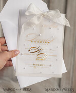 HOCHZEITS EINLADUNGEN Gold / Roségold / Silber / Glitzer Perlenbesetzte maßgeschneiderte elegante reinweiße Gold-Hochzeits-Einladungssuite, perlenbesetzte Hochzeitskarten, luxuriöse Hochzeitsstationery, Seidenband, vellum-beadetes Etui mit Ihrem Monogramm.21