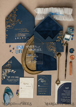 HOCHZEITS EINLADUNGEN Gold / Roségold / Silber / Glitzer Marineblaue Goldbogen-Hochzeitskarten, Plexi-Taschen-Velours-Hochzeitskarten, Dunkelblaue Gold-Hochzeitseinladungen, Elegante Hochzeitskarten33
