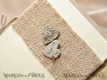 MENÜ & PROGRAMME  
 rustikal Ecru rustikales Hochzeitsprogramm mit Holzherzen, Scheunenhochzeitsprogramm, ökologisch romantische personalisierte Karten mit Jute, einfaches rustikales Spitzenhochzeitsprogramm, elegantes Heft rustikale Hochzeitskarten.7