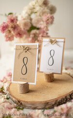 TISCHDEKORATIONSCHILDER   Holz Eco Rustikale Tischnummern Vintage Eco Hochzeits-Tischnummern, Rustikale Birkenherz- und Jute-Schnur-Hochzeitstischkarten, Maßgeschneiderte Eco-Papier-Hochzeitsdekoration, Rustikale Handgemachte Hochzeitsstationery11