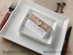 PLATZKARTEN / TISCHKARTEN  
 rustikal und Spitze Elegante Eco Weiße Hochzeitsplatzkarten mit Holzherz, weiße Hochzeitsnamensschilder mit weißem Bindfaden und Birkenherz, rustikale Hochzeitsstationery, bearbeitbarer Text3