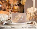 PLATZKARTEN / TISCHKARTEN  
 Acrylgold klar / Holz 3D Acryl Beige Platzkarte mit Ständer, Arch Clear Nude Taupe Namenskarten, Premium Luxus Sitzkarten, Platzkarten für Hochzeitsgäste, Gold Gäste-Eskortkarten38