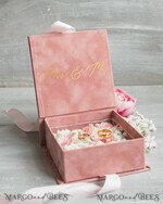 RINGTRÄGERBOXEN & KISSEN Samtkästchen für den Trauungszeremonie Elegante Samt blass rosa Trauringe Box, Glamour gold Trauringe Box, Elegante Acryl Hochzeitsbox Samt blass rosa Trauringe Box12
