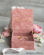 RINGTRÄGERBOXEN & KISSEN Samtkästchen für den Trauungszeremonie Luxuriöse Samt-Eheringe-Box, elegante Hochzeitsbox aus samtigem blush Pink, zarte und handgefertigte Eheringe-Box.18