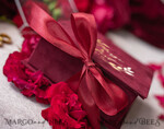 RINGTRÄGERBOXEN & KISSEN Samtkästchen für den Trauungszeremonie Luxuriöse Samt-Acryl-Hochzeitsring-Box, Glamour Bordeauxrot und goldene Hochzeitsring-Box, elegante Hochzeitsbox aus burgunderfarbenem Samt in Pink, handgefertigte Hochzeitsring-Box.12