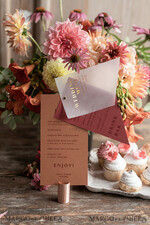 MENÜ & PROGRAMME  
 Glitzer/ Luxus Premium Einzigartige geometrische Hochzeitsmenükarten, Terrakotta- und Pergamenthochzeitsdinner-Menü, rote und kupferne Hochzeitsmenükarten, goldene Folienmenüs mit Pergament, schicke moderne Karten.2