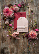 HOCHZEITS EINLADUNGEN Moderne Einladungen Florale Karten Geometrische Hochzeitskarten, geometrische Hochzeitseinladungen, rote Hochzeitseinladungen, Marsala Hochzeitseinladungen, rote Hochzeitskarten, elfenbeinfarbene Hochzeitseinladungen, rote und elfenbeinfarbene Hochzeitseinladungen, elfenbeinfarbene Hochzeitsstationery, elfenbeinfarbene Hochzeitsaccessoires, ovale Hochzeitseinladungen, runde Hochzeitskarten, runde Karten, ecru Hochzeitseinladungen, moderne Hochzeitseinladungen, florale Hochzeitseinladungen, elegante Hochzeitseinladungen, Pergament, Pergamentumschlag.12