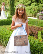 BLUMENMÄDCHEN / SEITENJUNGE SCHILDER rustikal Warte nur, bis du ihr personalisiertes Holzhochzeitschild, das Holzschild für den Seitenjungen, das gravierte Holzschild für das Blumenmädchen, das Hochzeitsschild für das Blumenmädchen, rustikale Hochzeitsdekoration für das Blumenmädchen, 
