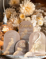 TISCHDEKORATIONSCHILDER   Acryl Tischdekoration Zahlen Acrylbogen Cappuccino Bar Menü, Klare Acryl- und Gold-Bar-Menü, Nude Taupe Gold Plexi Getränkebar-Menü, Tan Luxus Hochzeits-Getränkebar Tischdekoration, Erdige Hochzeitsbeschilderung Goldener Spiegel Bar Menü45