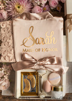 Brautjungfer/Trauzeuge Box WIRST DU MEINE BRAUTJUNGEFRIENDE SEIN? Brautjungfer Luxus Satinrobe, Geschenkbox für die Trauzeugin, Spa-Tag Kosmetik Hochzeitset13
