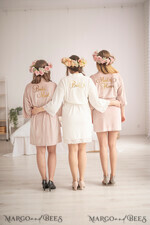 Brautjungfer/Trauzeuge Box HOCHZEITSROBE  
 Geschenk für die Trauzeugin; Wirst du mein Brautjungferngeschenk sein. Hochzeitsweicher Morgenmantel aus Samt, romantischer Hochzeitsmorgenmantel in Blush.9