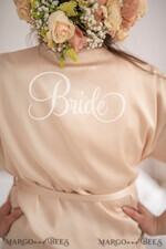 FRISCH VERHEIRATETES PAAR GESCHENKE Brautgeschenke Champagner Satin Brautrobe mit Ihrer maßgeschneiderten Inschrift, elegante Robe für die Braut, weiche Hochzeitsbrautrobe.5