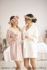 FRISCH VERHEIRATETES PAAR GESCHENKE Brautgeschenke Cremeweiße Brautrobe mit goldener Schrift, goldene Brautrobe, Samtrobe für die Braut Hochzeit, elegante weiche Hochzeitsrobe.11