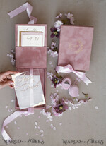HOCHZEITS EINLADUNGEN Einladungen für VIP/ Boxeinladungen für Eltern Rosafarbene Box-Hochzeitsinvitationen set, 3D goldene Plexi-Hochzeitsinvitation Suite Luxus-Box, elegante Boho-Velours-Hochzeitskarten, maßgeschneiderte goldene Einladungen17