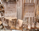 TISCHPLÄNE UND WILLKOMMENSCHILDER FÜR HOCHZEITEN Plexi Gold / Samt Acryl Ombre Beigefarbene Hochzeits-Willkommensschild, klares Acryl- und goldenes Hochzeits-Willkommensschild, Nude Gold Plexi Hochzeits-Willkommensschild, Tan Luxushochzeits-Willkommensschild, Erdfarbenes Hochzeits-Schild Goldenes Spiegel-Hochzeits-Willkommensschild34
