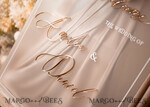 TISCHPLÄNE UND WILLKOMMENSCHILDER FÜR HOCHZEITEN Plexi Gold / Samt Bogen gefroren und goldene Acryl-Hochzeit Willkommen-Schild, Plexiglas goldene Hochzeitsdekoration, personalisiertes Hochzeitsschild, modernes Boho Empfangshochzeitsbrett26