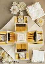 FRISCH VERHEIRATETES PAAR GESCHENKE Geldgeschenk zur Hochzeit Personalisierte Hochzeits-Geschenkbox mit Geldtasche und goldenen Weingläsern11