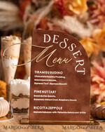 TISCHDEKORATIONSCHILDER   Samt Tischnummern und Dekoration Terrakotta Samt Bogen Dessertmenü, Rostgold Candy-Schild, Goldplexi Tischbogen Kuchenbar Menü, Luxuriöse Hochzeits-Tischdekoration, Hochzeitsbeschilderung Golden Burnt Orange39