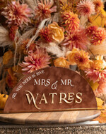 TISCHDEKORATIONSCHILDER   Samt Tischnummern und Dekoration Herbst Terracotta Hochzeits Tischschild, Acrylbogen Samt Tischschild, Kupfer Rost Goldenes Tischschild, Gold Plexiglas Tischschild, Elegante Luxus Hochzeits Tischdekoration, Boho Glam Hochzeitsbeschilderung Golden Spiegel Tischschild21