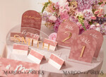 TISCHDEKORATIONSCHILDER   Samt Tischnummern und Dekoration Arch Tischnummer, Luxus Blush Pink Samt Bogen Tischnummern mit Acrylständer, blush pink und Gold Hochzeitstischdeko, 3D Goldene Buchstaben, Hochzeitsbeschilderung12