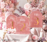 TISCHDEKORATIONSCHILDER   Samt Tischnummern und Dekoration Arch Tischnummer, Luxus Blush Pink Samt Bogen Tischnummern mit Acrylständer, blush pink und Gold Hochzeitstischdeko, 3D Goldene Buchstaben, Hochzeitsbeschilderung12