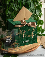 KARTONBOXEN  
 Samtkartenboxen Geschenkkartenbox & Schildset, Samtgrüne Hochzeitswunschbrunnen-Geschenkkartenbox, personalisierte Hochzeitskartenbox, luxuriöse Kartenbox mit Grünpflanzen, Hochzeitskartenbox mit Deckel, smaragdgrüne Hochzeitsgeldbox, Gartenhochzeitskartenbox.19