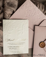 HOCHZEITS EINLADUNGEN geprägte Einladungen Feine Kunst Prägung Blinde Blush Pink Gold Hochzeitseinladung, Goldene geprägte Rosen Blumen Hochzeitseinladung, Boho Ecru geprägte Einladungssuite, Goldfolien Hochzeitseinladungssuite, Hochzeitseinladungen gold.19
