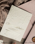 HOCHZEITS EINLADUNGEN geprägte Einladungen Feine Kunst Prägung Blinde Blush Pink Gold Hochzeitseinladung, Goldene geprägte Rosen Blumen Hochzeitseinladung, Boho Ecru geprägte Einladungssuite, Goldfolien Hochzeitseinladungssuite, Hochzeitseinladungen gold.19