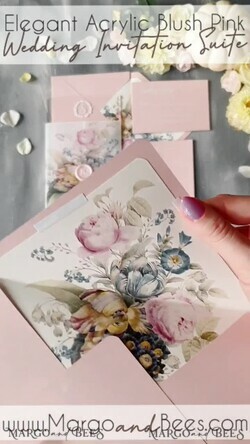 HOCHZEITS EINLADUNGEN Elegante Einladungen Klassische Karten Luxus Acryl Plexi Hochzeitseinladungen, romantische Blush-Pink Hochzeitseinladungen mit Vellum-Umschlag, elegante königsblaue Hochzeitskarten, maßgeschneiderte florale Hochzeitseinladungssuite.30