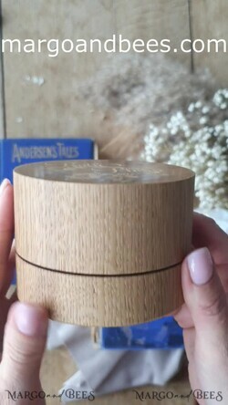 RINGTRÄGERBOXEN & KISSEN Epoxidharz Trauringe Box Luxuriöse Harz Hochzeitsringbox, minimalistisch gravierte echte Blumenringbox, personalisierte Epoxidbox mit nude Samt, rustikale maßgeschneiderte Ringbox.4