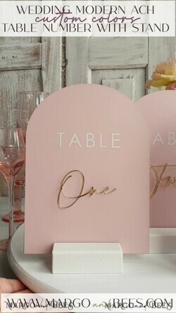TISCHDEKORATIONSCHILDER   Samt Tischnummern und Dekoration Rosa Acryl Tischnummern, Bogen Tischnummern mit Ständer, Blush Rosa und Gold Hochzeits Tischdekoration, 3D goldene Beschriftung Tischnummern, Blush Hochzeitsbeschilderung.10