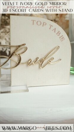 PLATZKARTEN / TISCHKARTEN  
 Acrylgold klar / Holz 3D Elfenbein Hochzeitsplatzkarten, Modernes halbes Bogen-velvet Acryl Platzkarte mit Ständer, Hochzeitsplatz gold Karten, Velvet Spiegel gold Namenskarte, Bearbeitbarer Text9