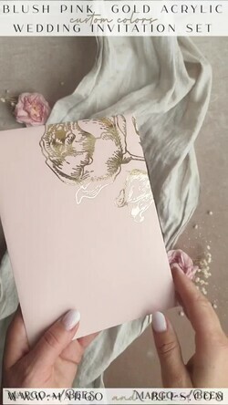 HOCHZEITS EINLADUNGEN Gold / Roségold / Silber / Glitzer Maßgeschneiderte Acryl-Rosa-Gold-Hochzeitseinladung, Glamouröse goldene Nude-Hochzeitseinladungen mit Umschlägen, Moderne goldene Plexi-Hochzeitseinladung Suite mit RSVP, Boho Glam Hochzeitseinladungen mit Wachssiegel.19