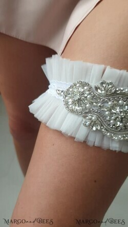 BRAUT Bolero, Kleider, Strumpfband STRUMPFBAND FÜR DIE BRAUT Hochzeitsstrumpfband-Set in der Box, Tüll- und Kristallstrumpfband-Set, Strumpfband für die Braut, Braut-Party-Geschenk für die Braut, elfenbeinfarbenes Tüllstrumpfband-Set, Geschenk für die Braut6