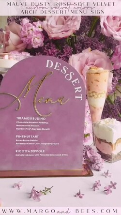 TISCHDEKORATIONSCHILDER   Samt Tischnummern und Dekoration Mauve Samt Bogen Dessertmenü, Staubige Rosé Bonbonschild, Gold Plexi Tischbogen Hochzeits-Dessertmenü, Luxuriöse Hochzeits Tischdekoration, MvS11