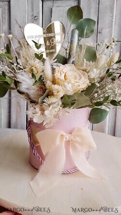 FRISCH VERHEIRATETES PAAR GESCHENKE Geldgeschenk zur Hochzeit Geschenkschachtel für Geld Geldgeschenk zur Hochzeit mit Strauß aus Trockenblumen personalisiert10